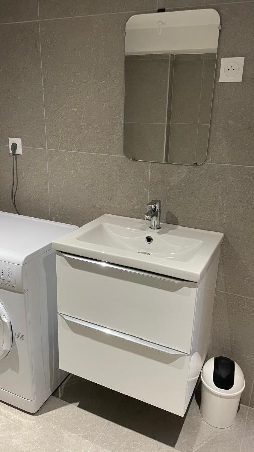 Appartement Bes,, F2 Renove Confort Avec Entree Independante Wittenheim Exterior foto